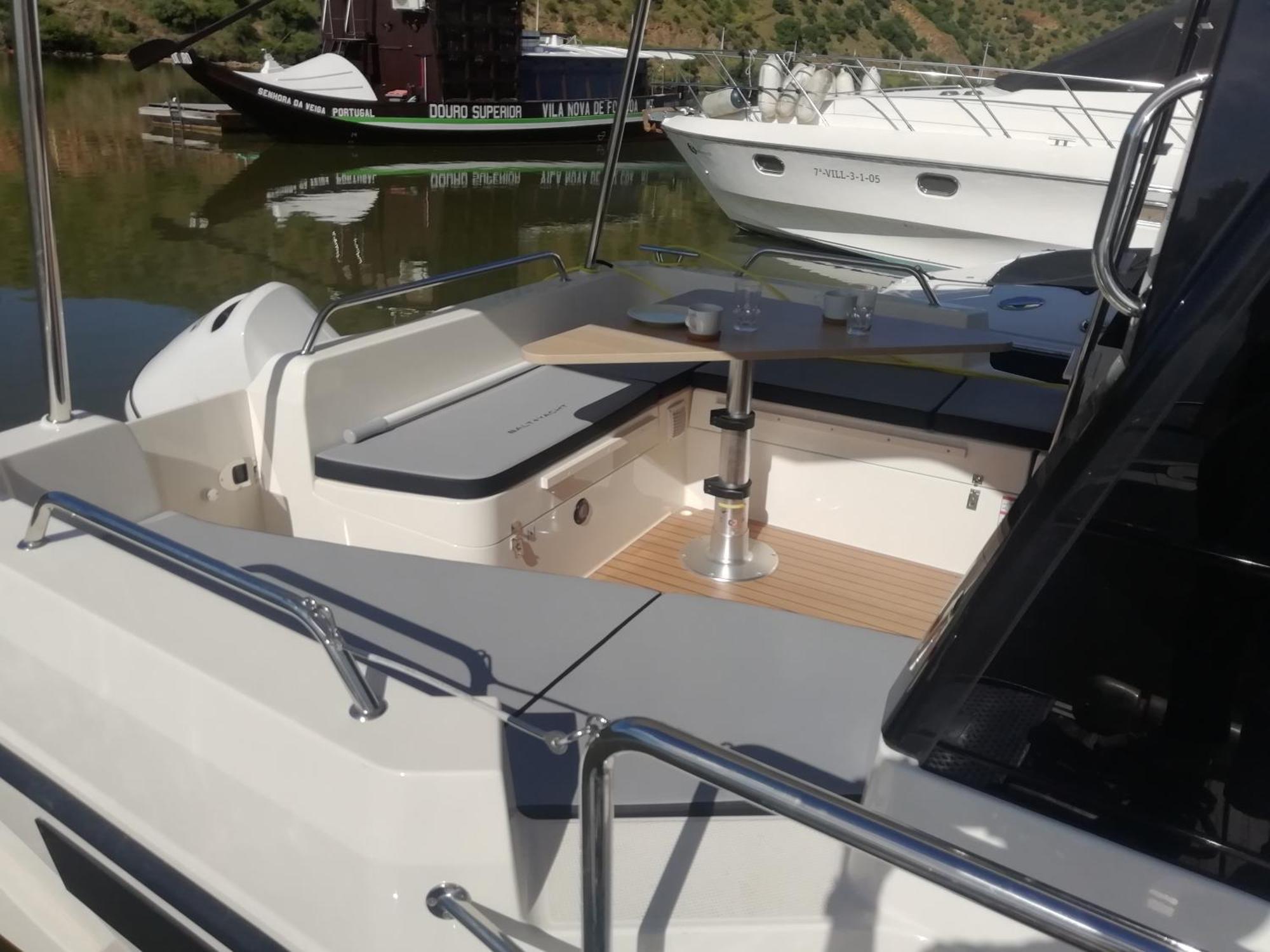 Hotel Koolhouse Boat Vila Nova de Fozcoa Exteriér fotografie